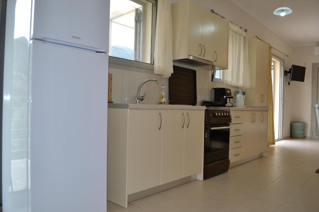 Av Apartment Айос-Никитас Экстерьер фото
