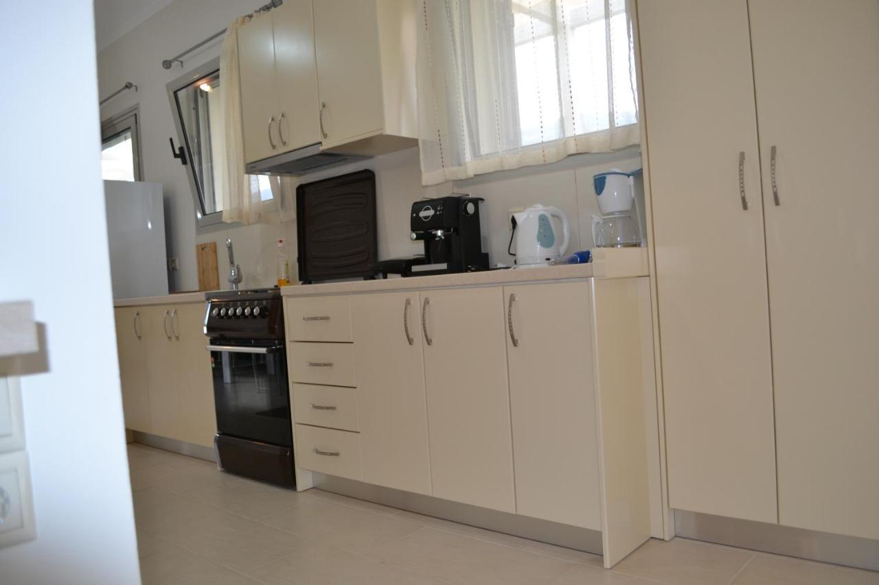 Av Apartment Айос-Никитас Экстерьер фото